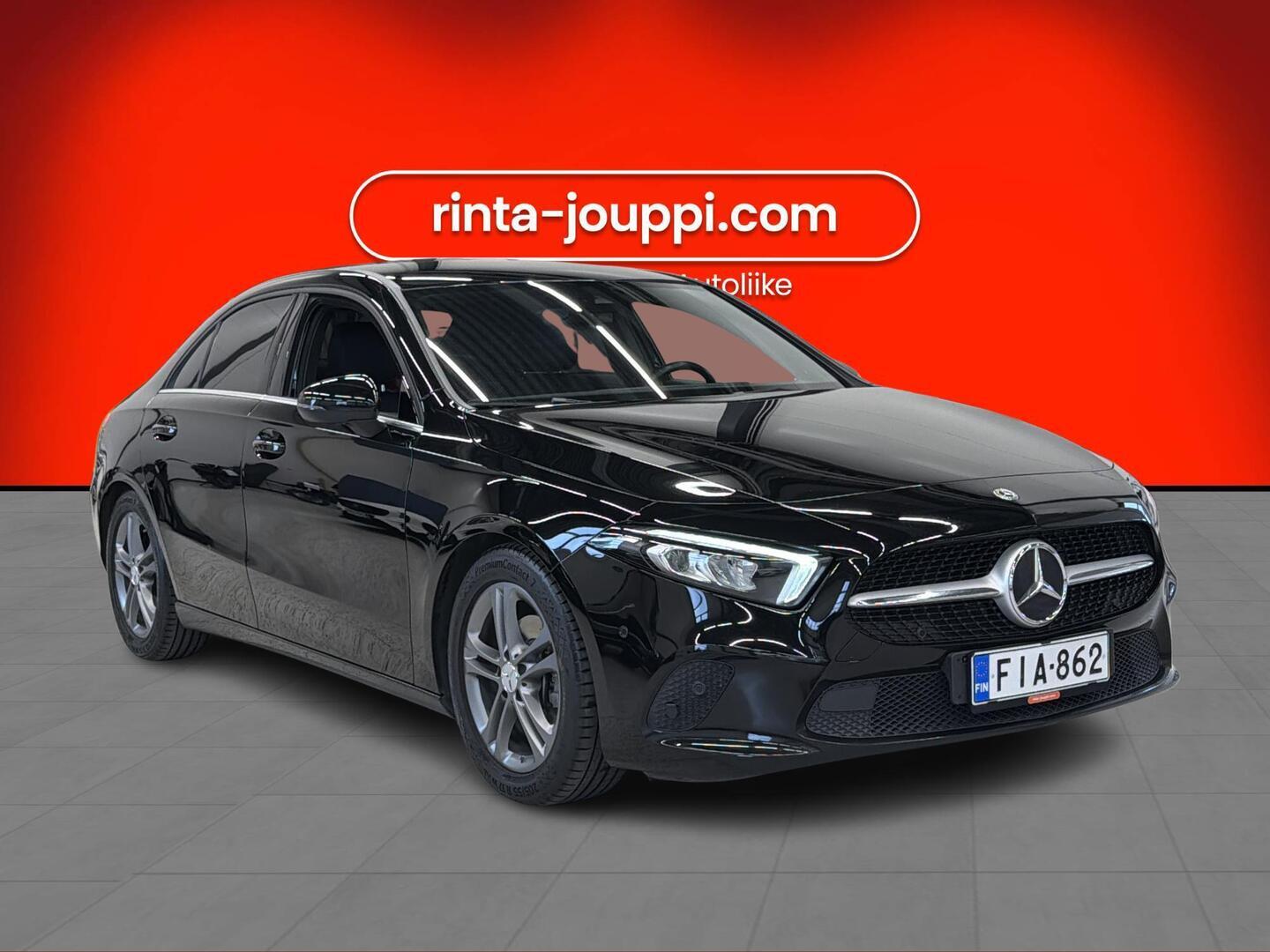 MERCEDES-BENZ A 2020