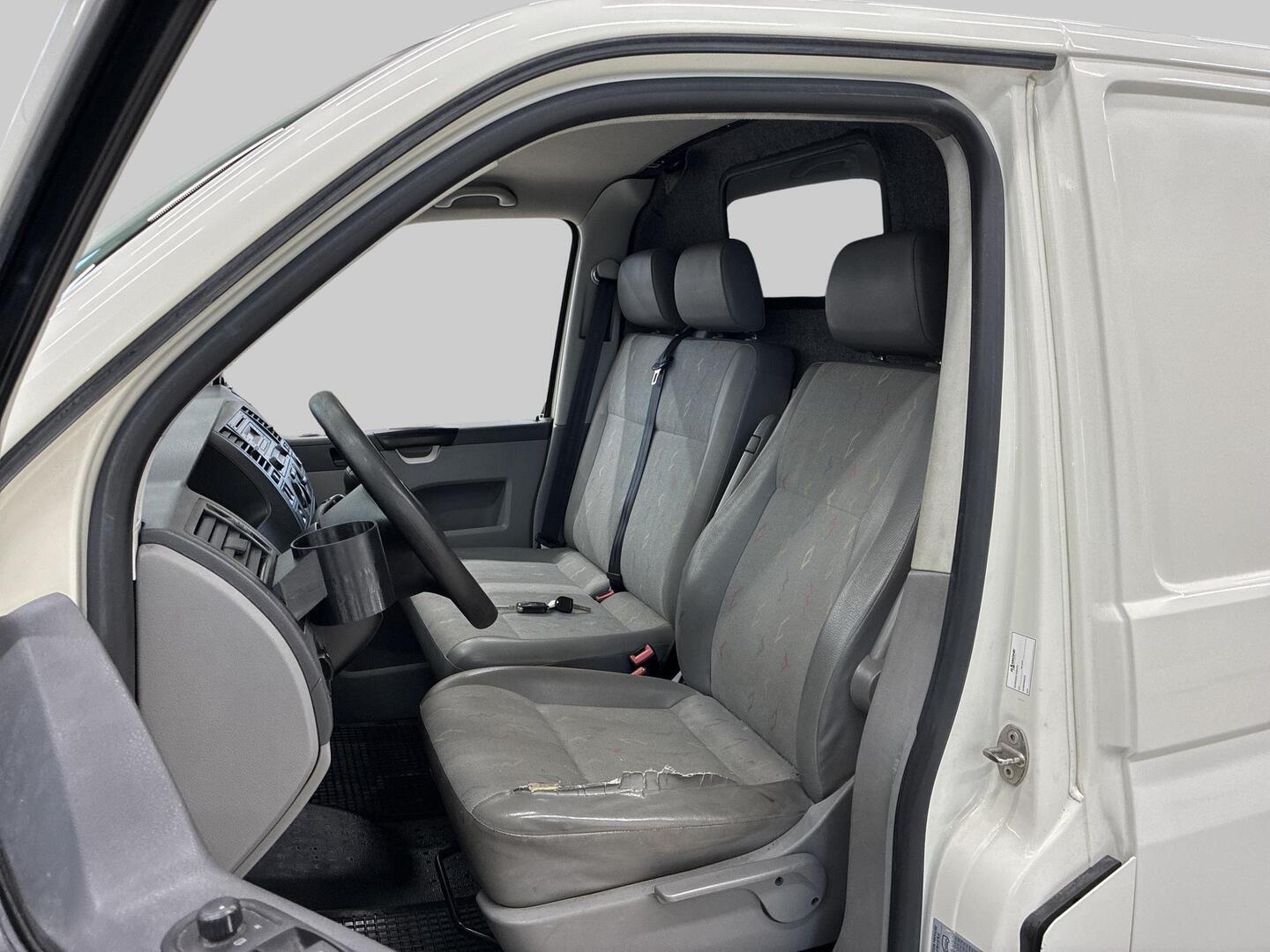 VOLKSWAGEN Transporter 2009