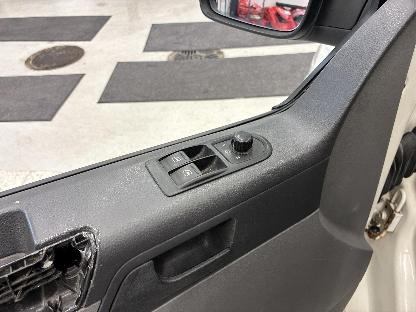 VOLKSWAGEN Transporter 2009