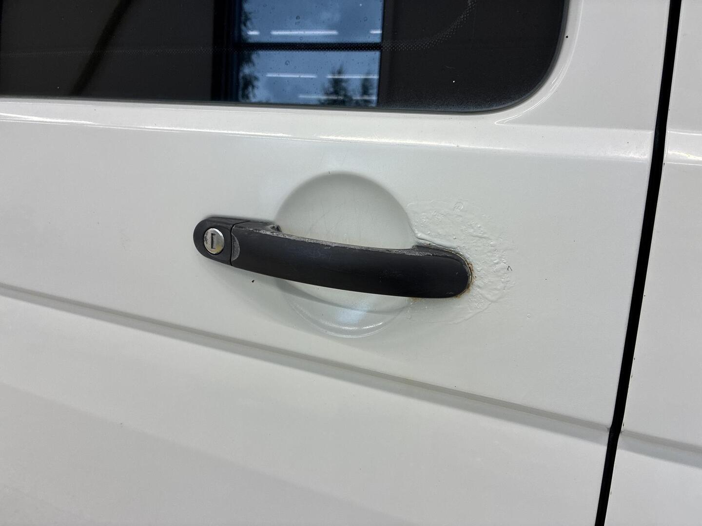 VOLKSWAGEN Transporter 2009