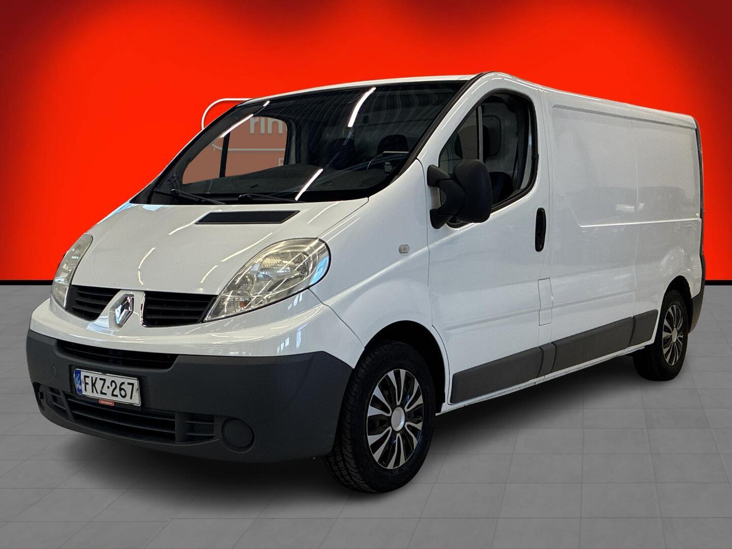 RENAULT Trafic 2013