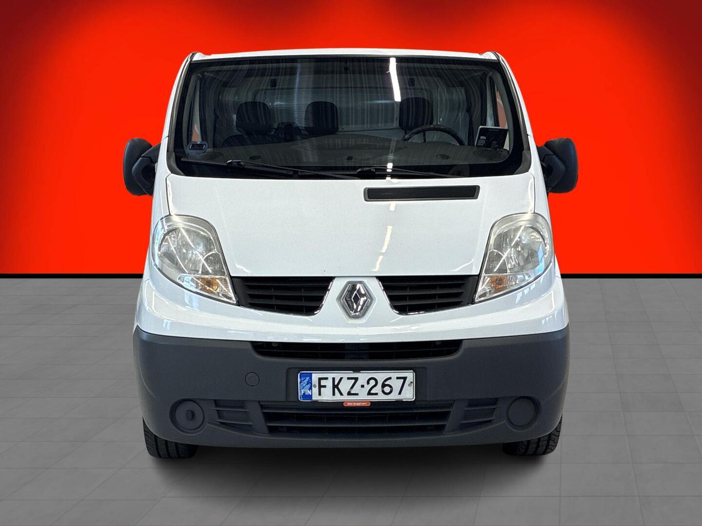 RENAULT Trafic 2013