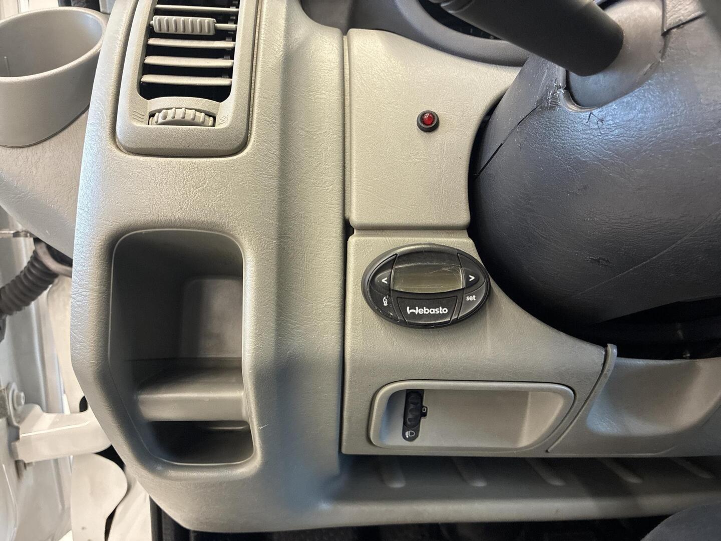 RENAULT Trafic 2013