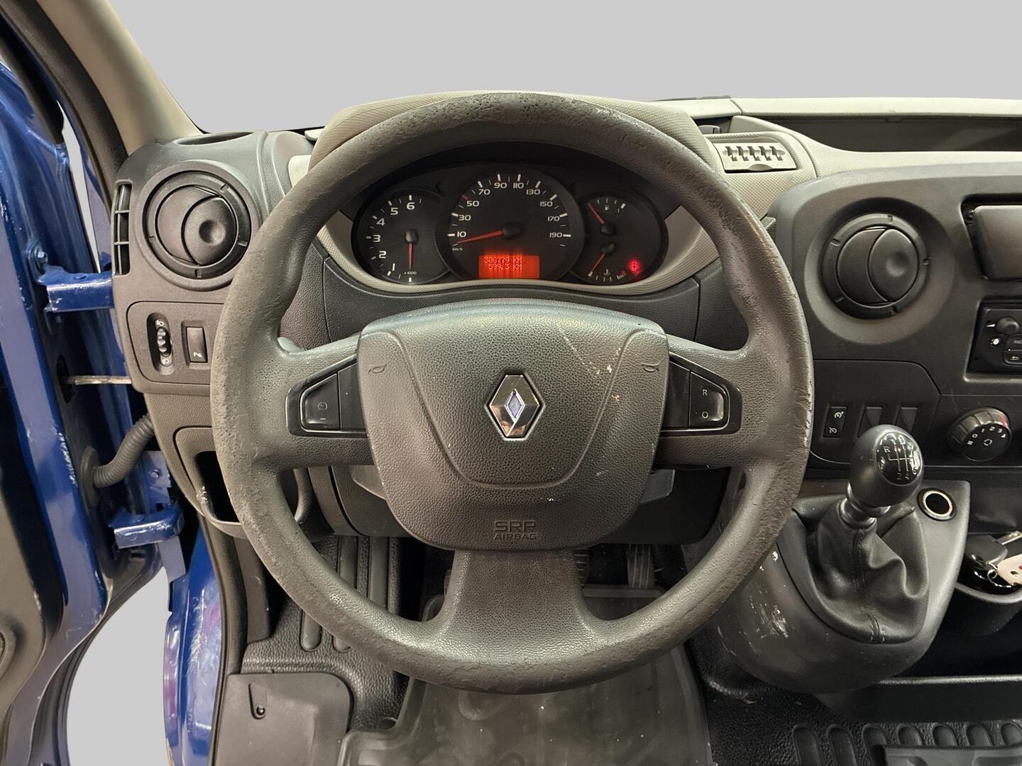 RENAULT Master 2013