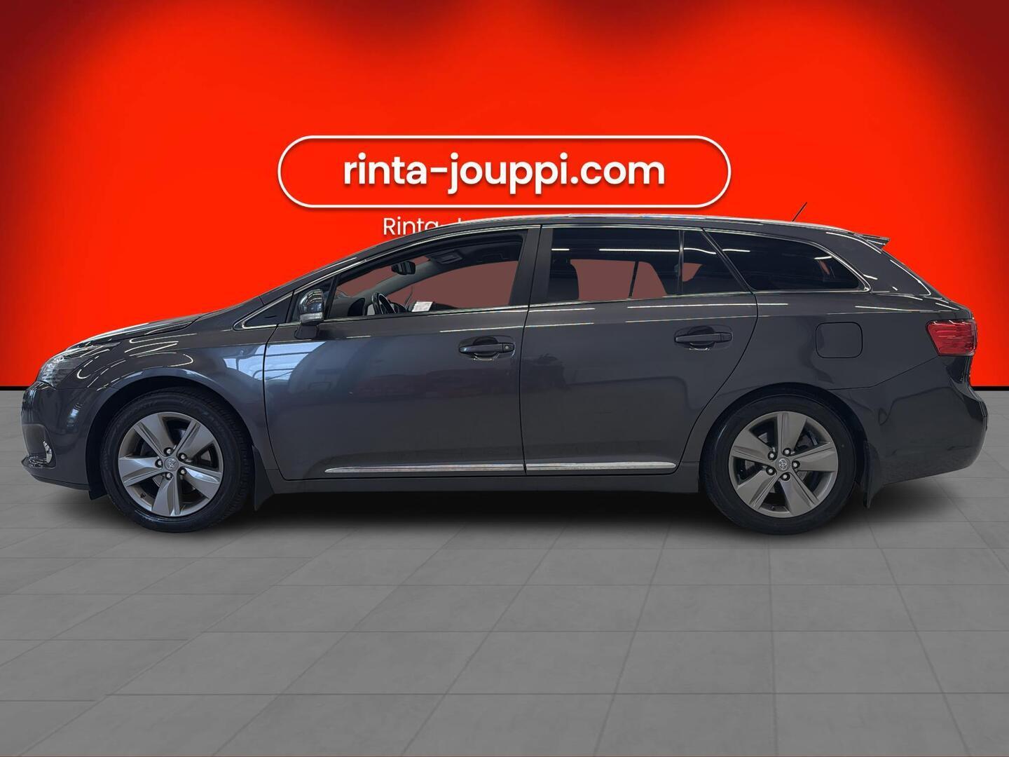 TOYOTA Avensis 2014