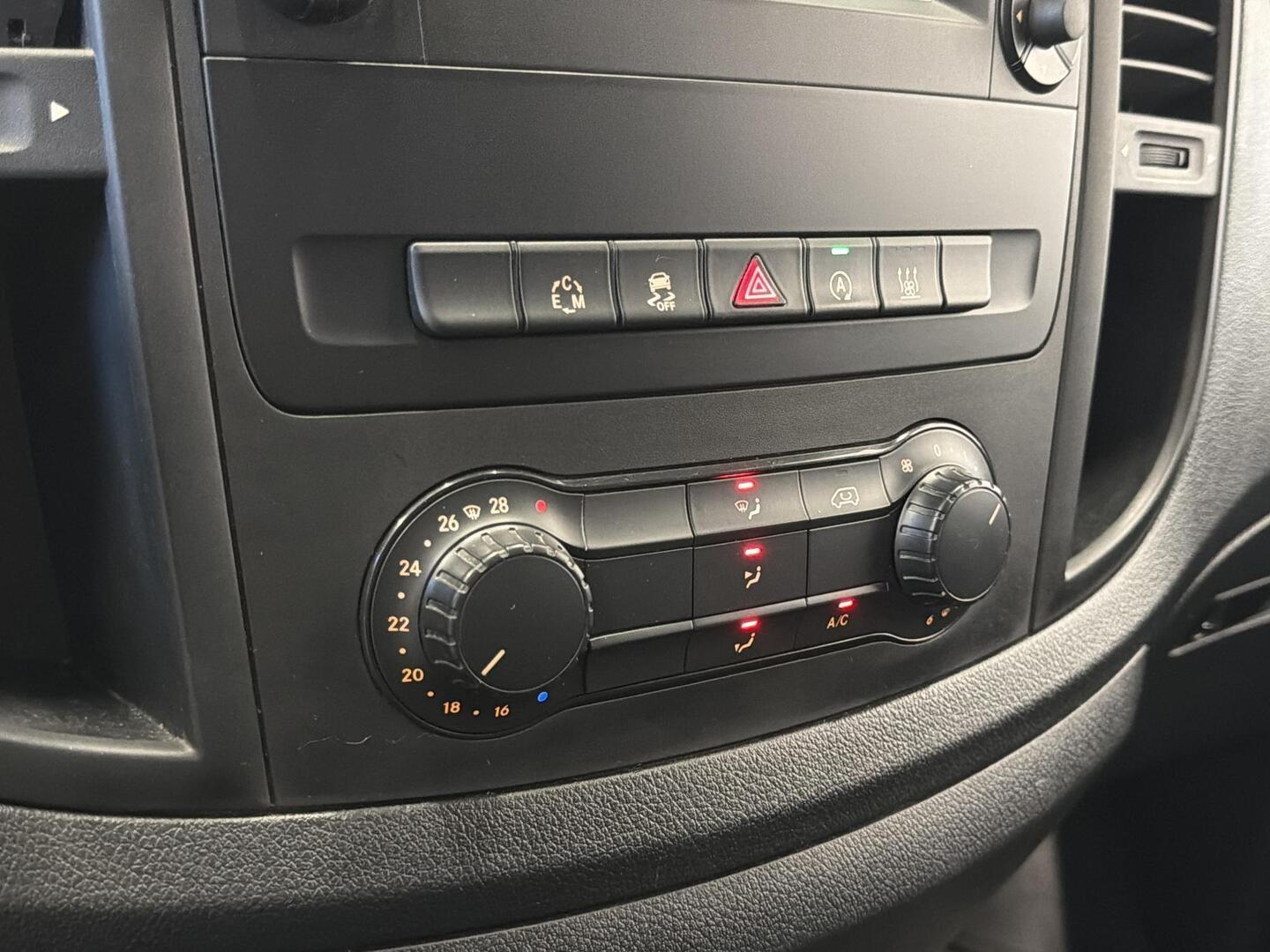 MERCEDES-BENZ Vito 2015