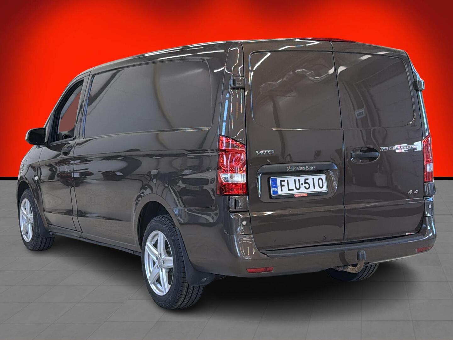 MERCEDES-BENZ Vito 2015
