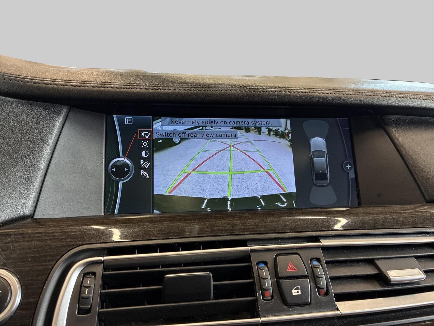 BMW 730 2009