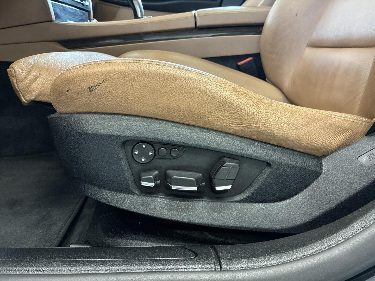 BMW 730 2009