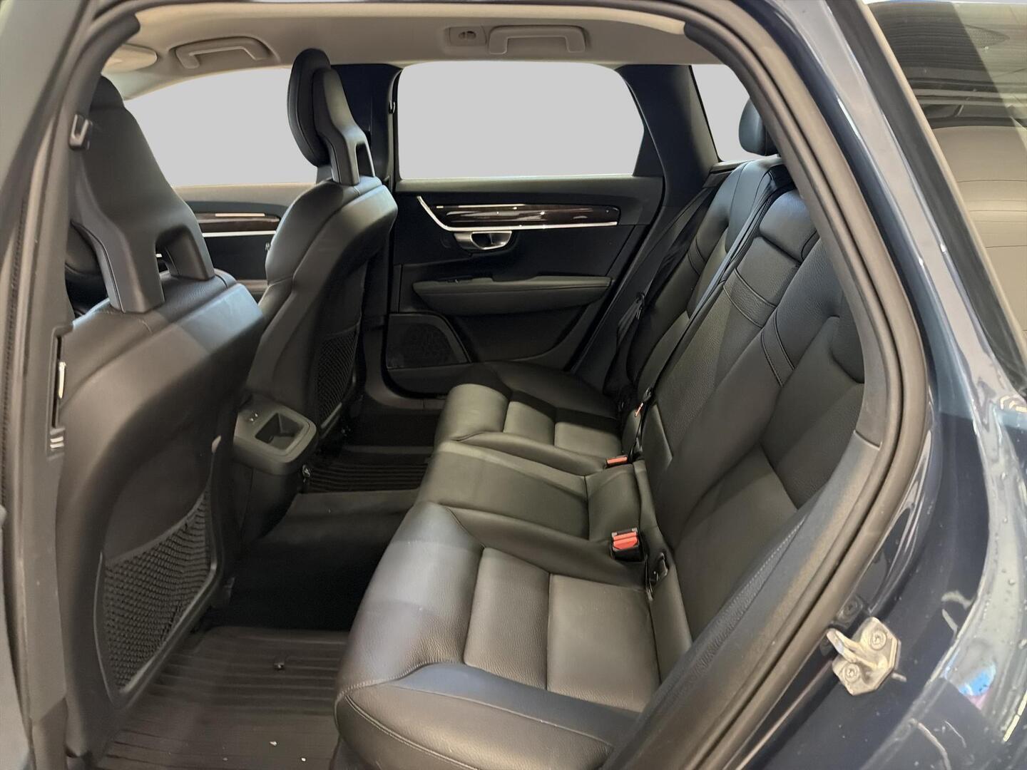 VOLVO V90 2017