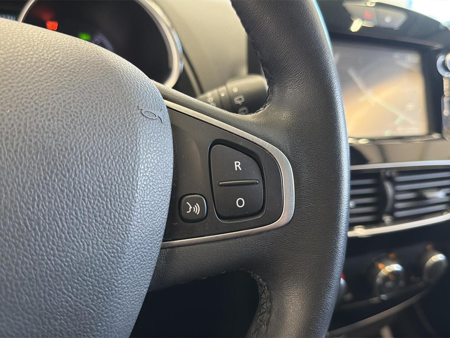 RENAULT Clio 2017