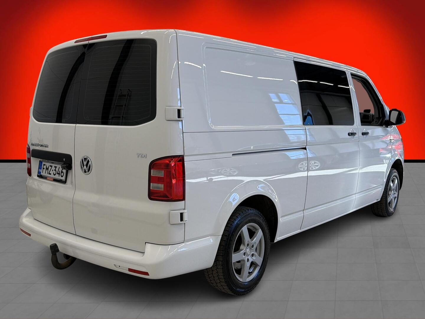 VOLKSWAGEN Transporter 2017