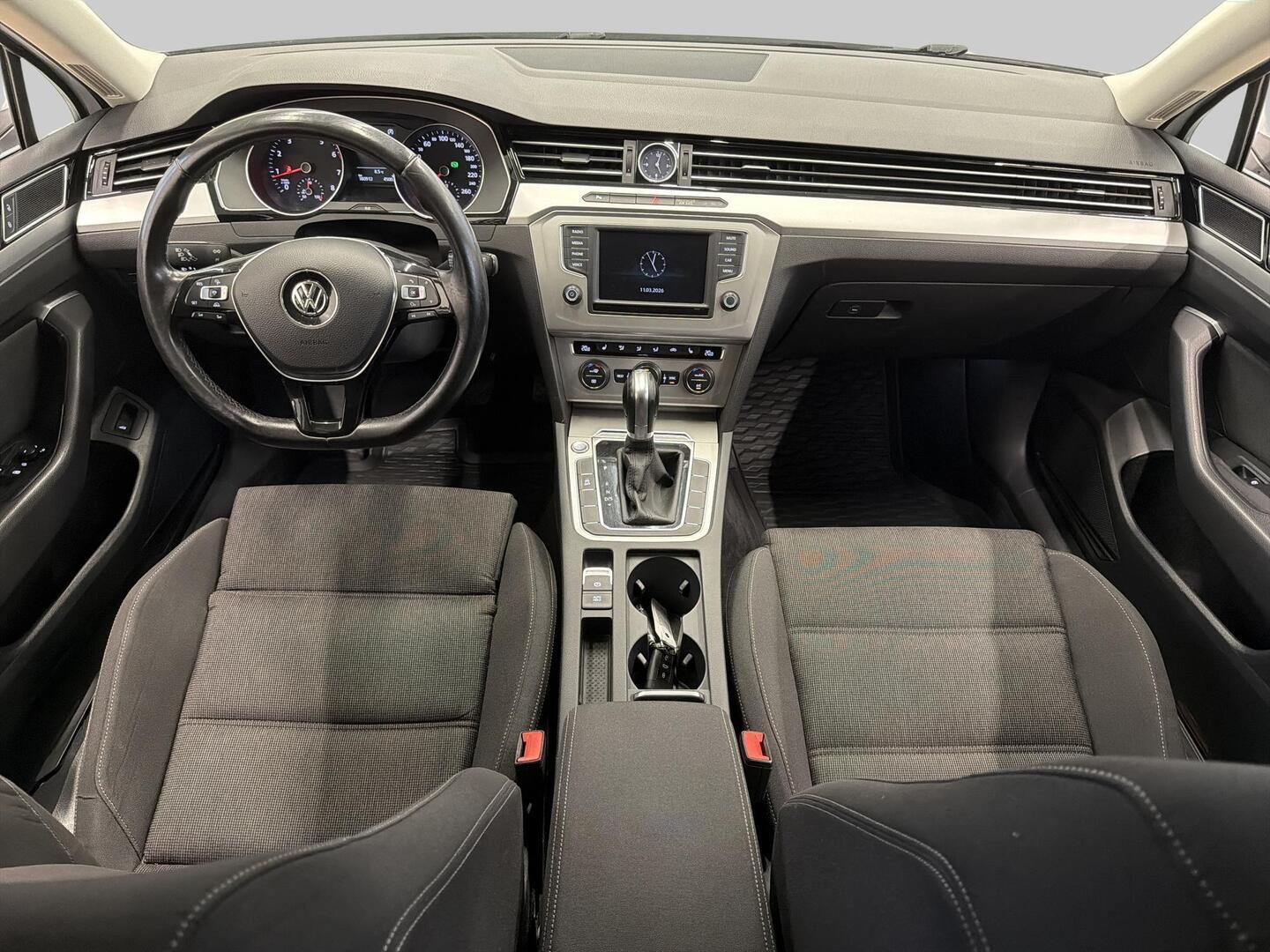 VOLKSWAGEN Passat 2015