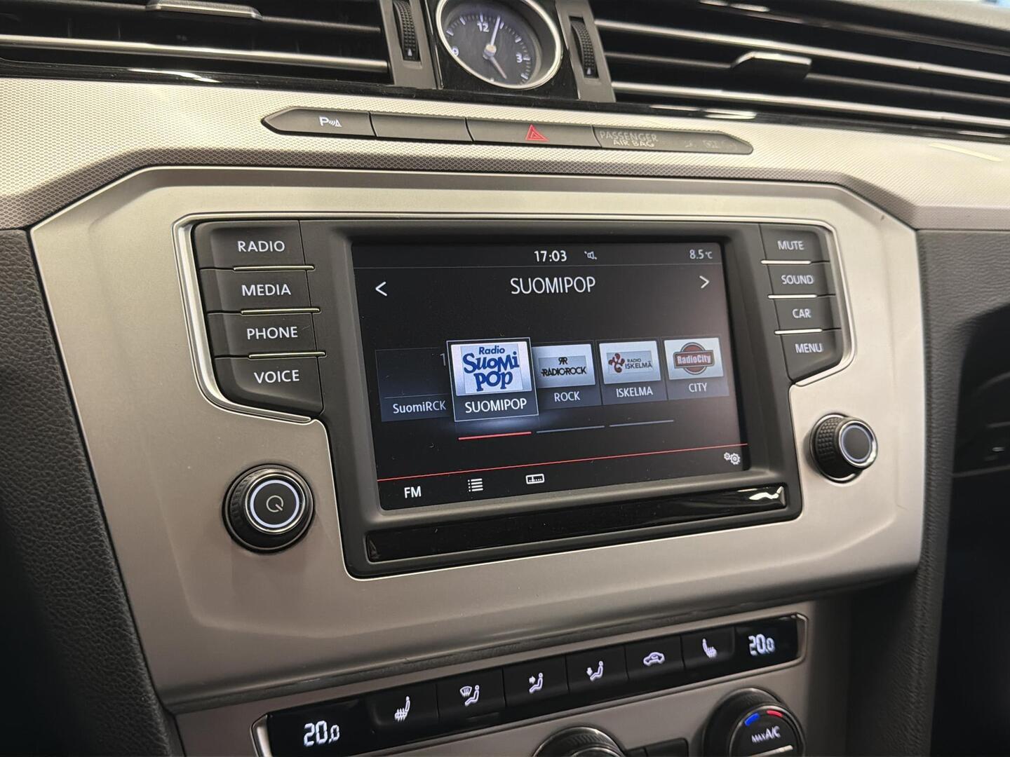 VOLKSWAGEN Passat 2015