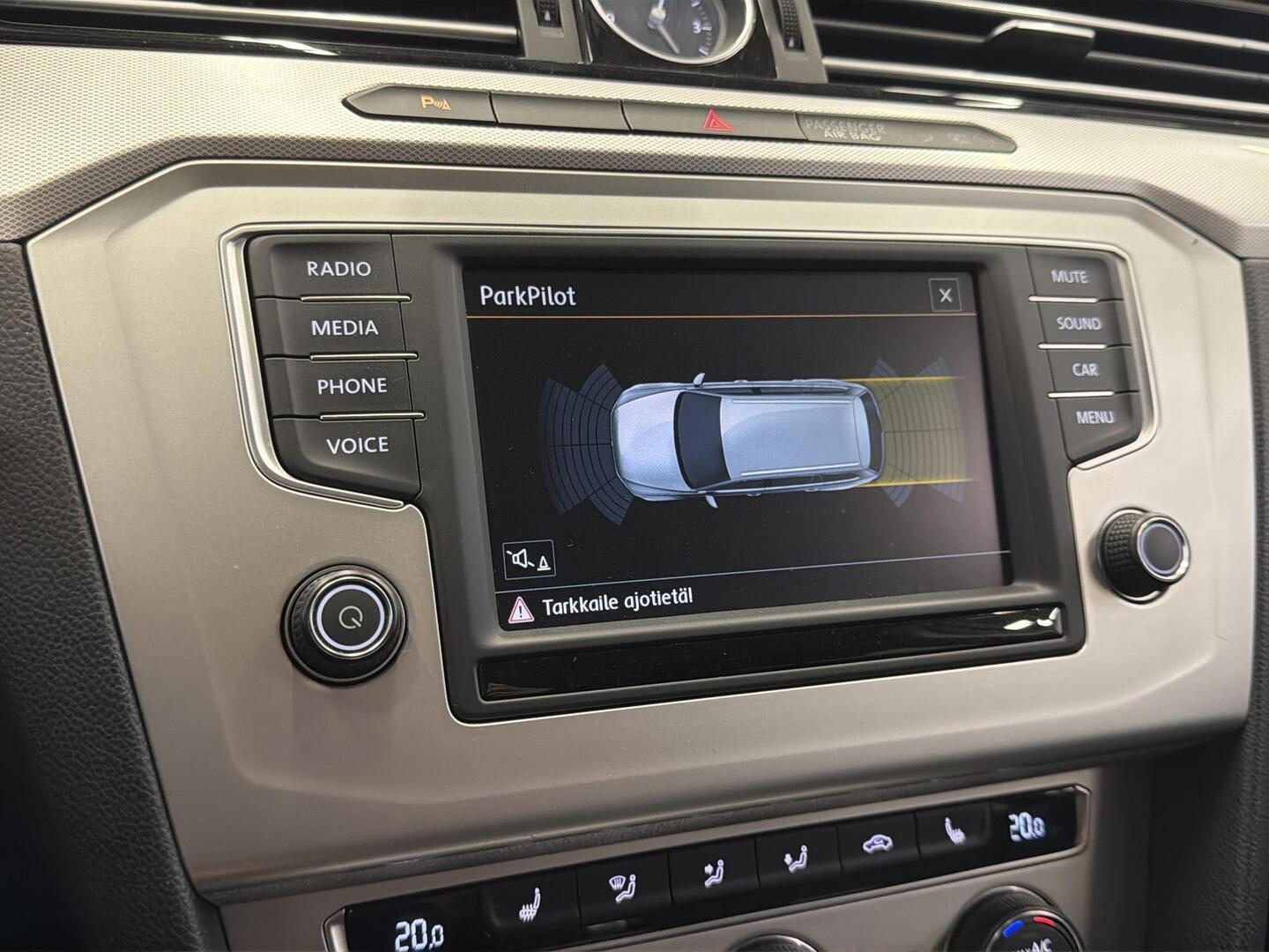 VOLKSWAGEN Passat 2015