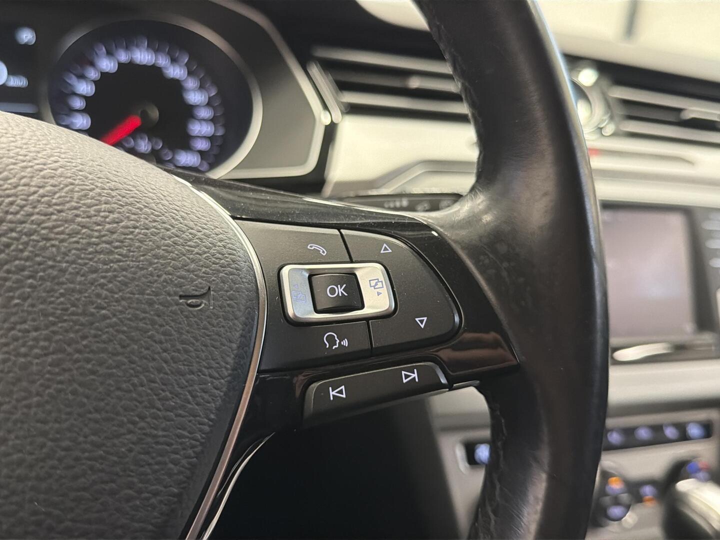 VOLKSWAGEN Passat 2015