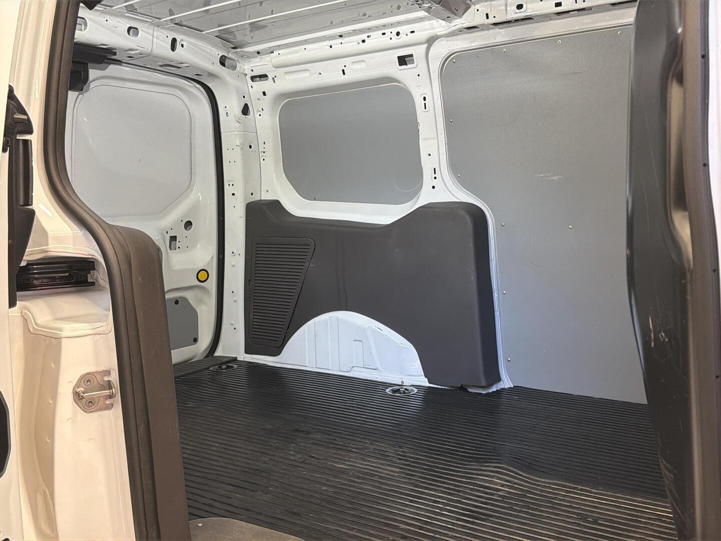 FORD TRANSIT CONNECT 2021