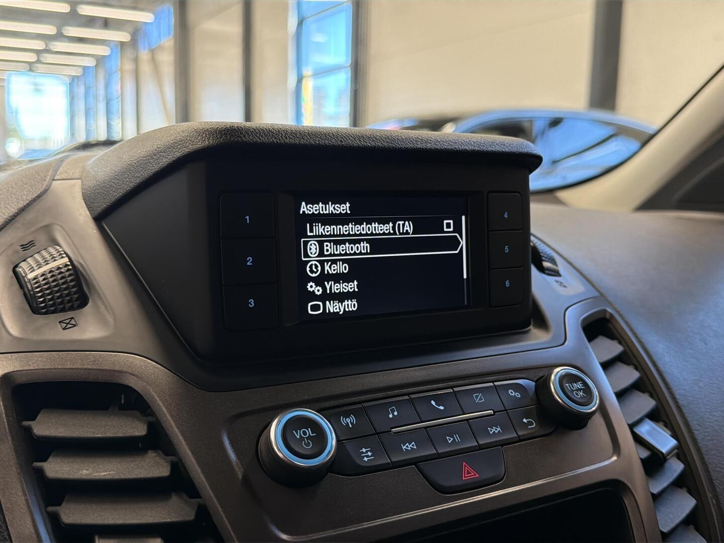 FORD TRANSIT CONNECT 2021