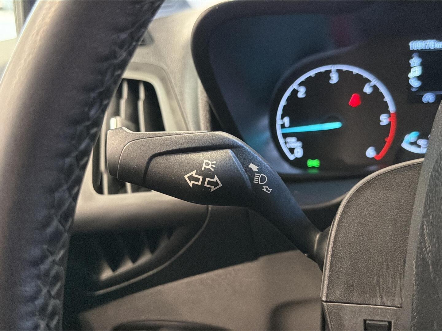 FORD TRANSIT CONNECT 2021