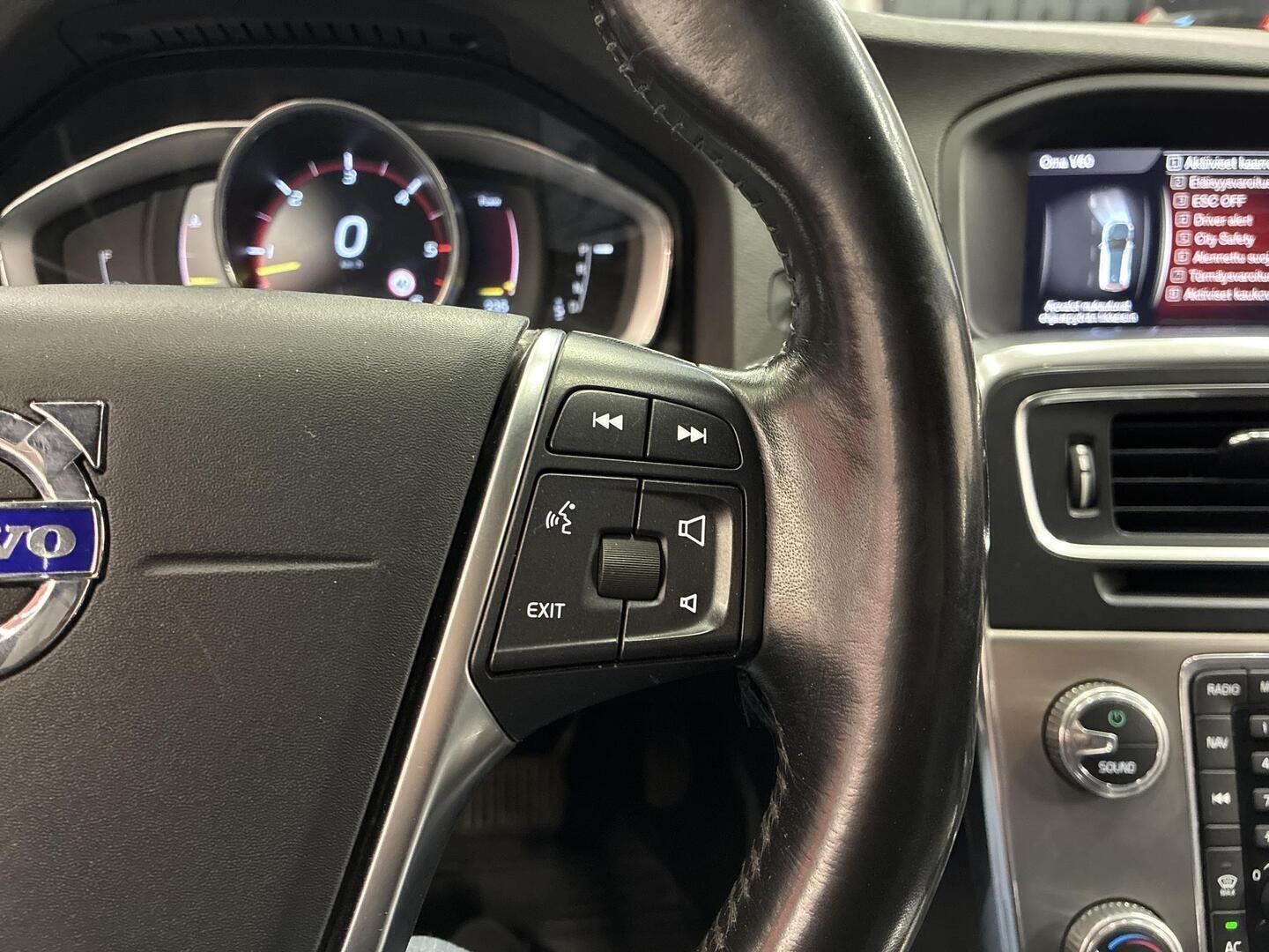 VOLVO V60 Cross Country 2018