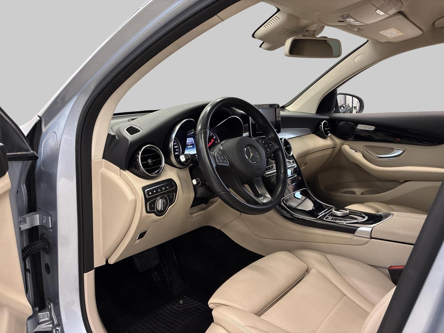 MERCEDES-BENZ GLC 2018