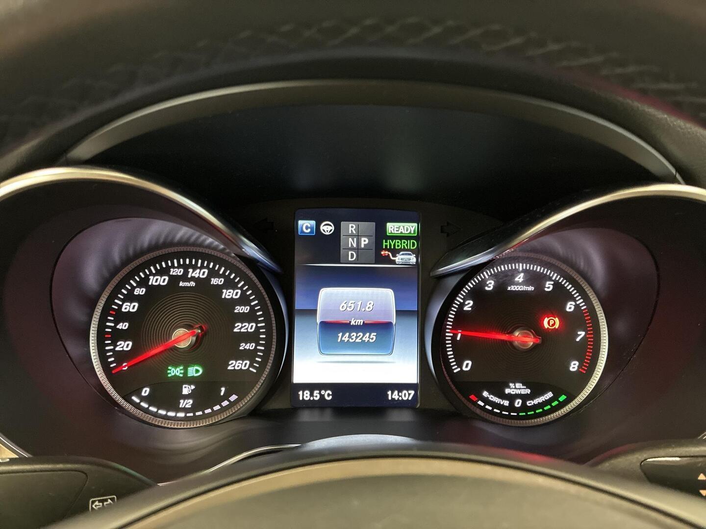 MERCEDES-BENZ GLC 2018