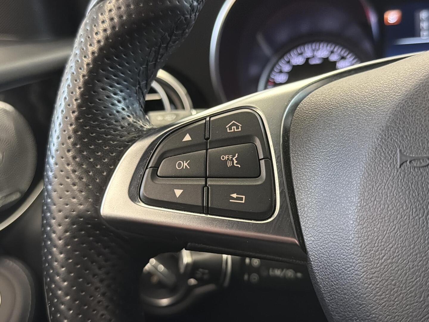 MERCEDES-BENZ GLC 2017