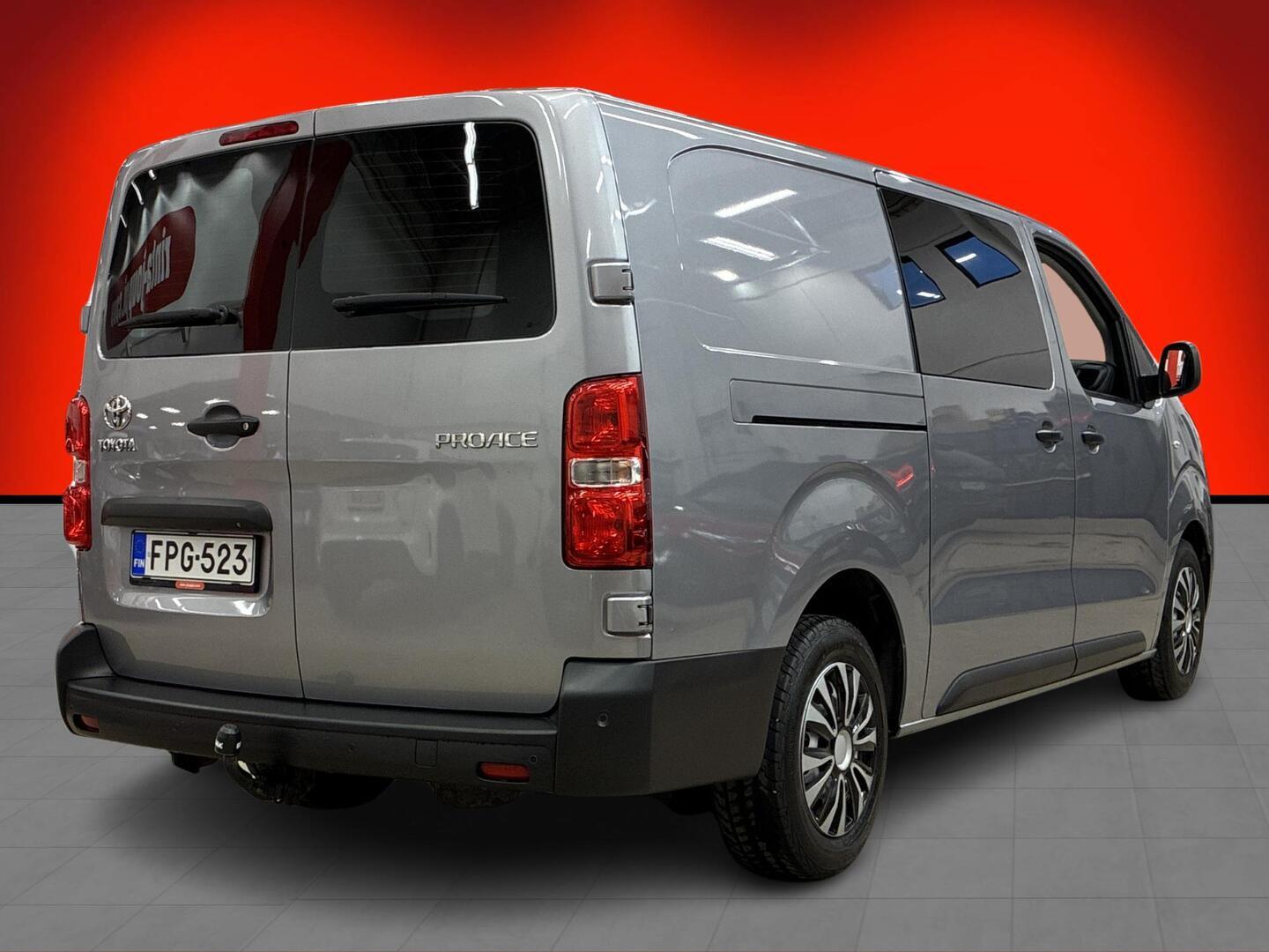 TOYOTA Proace 2022