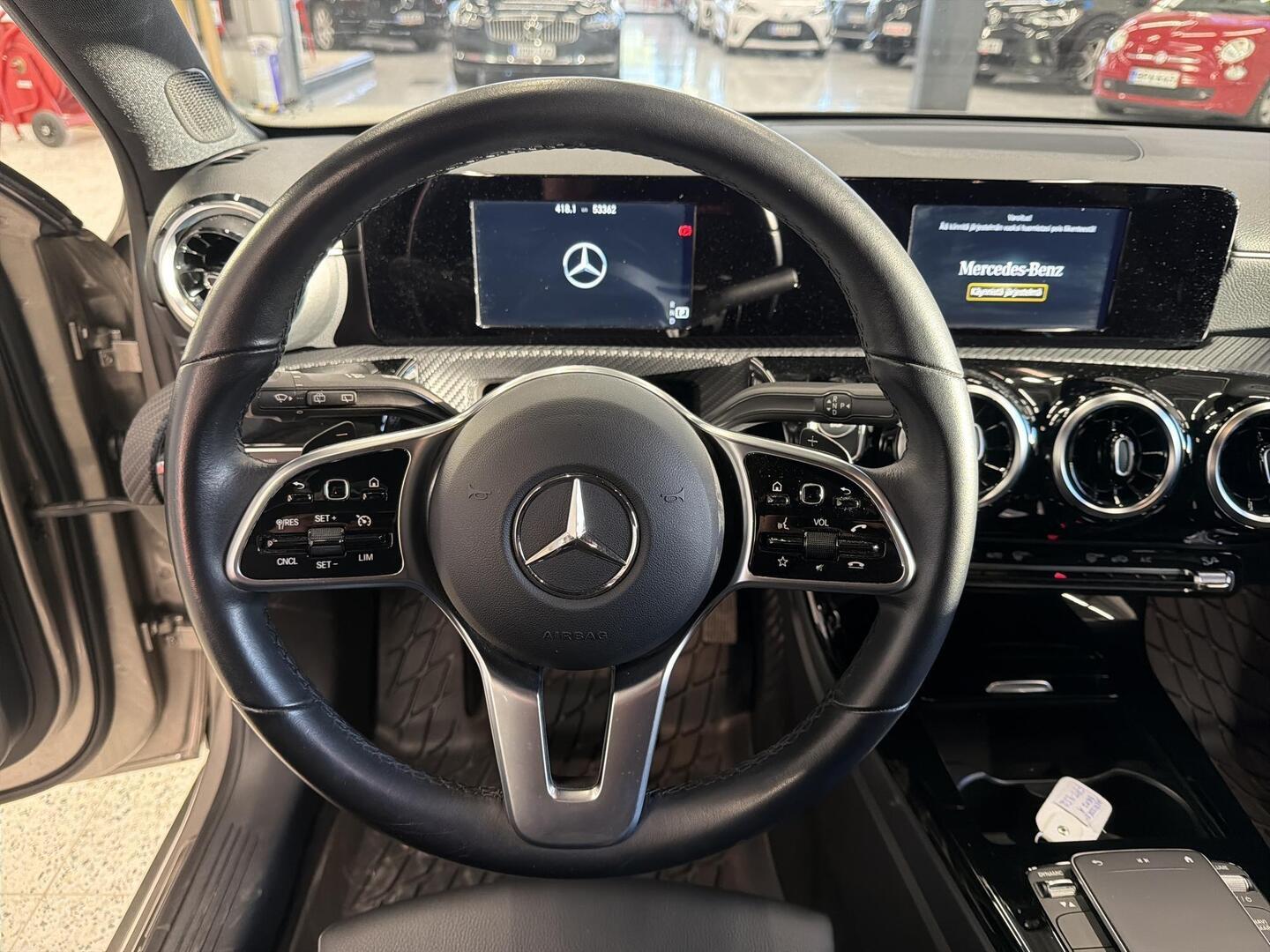 MERCEDES-BENZ A 2020
