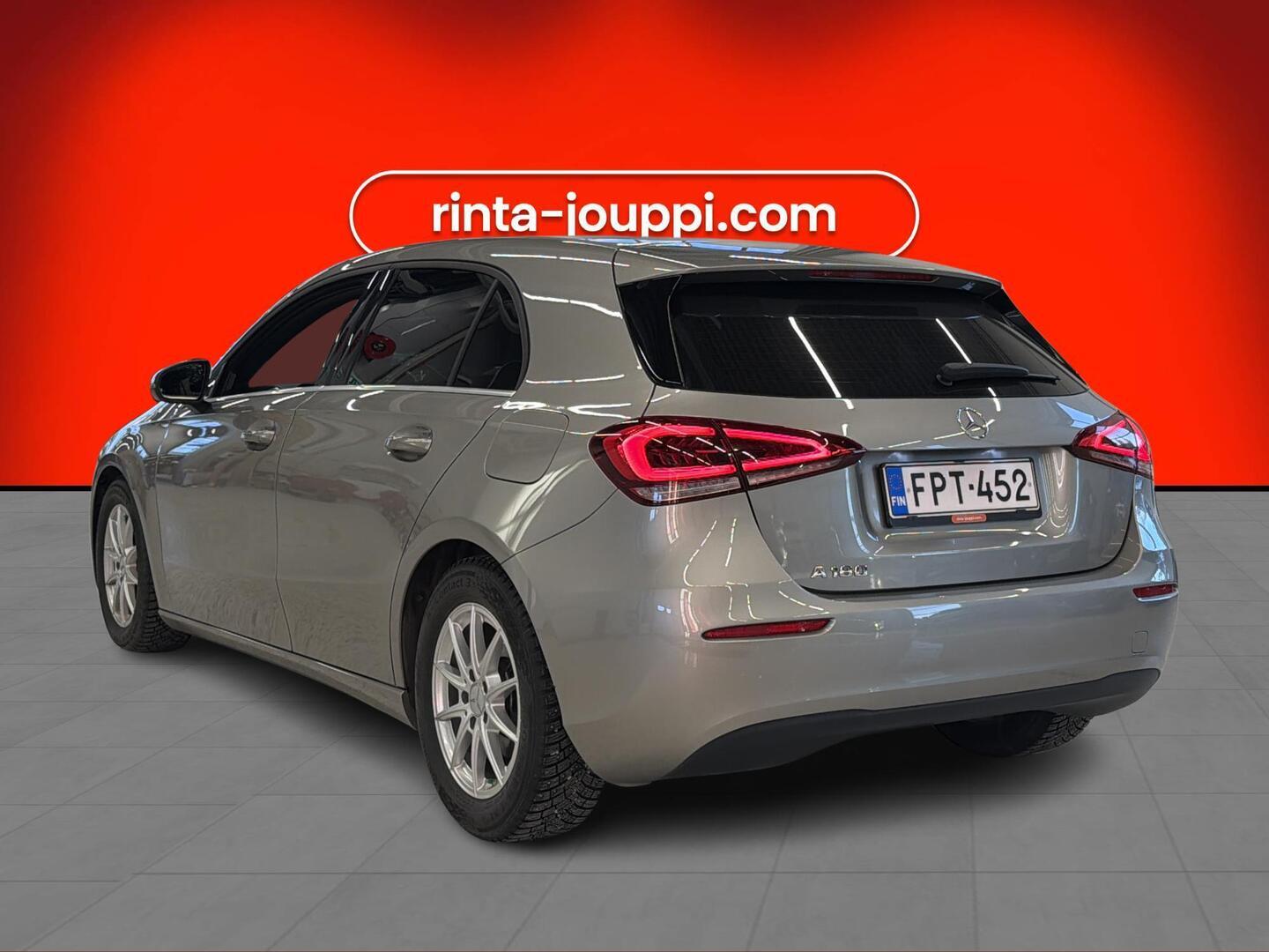 MERCEDES-BENZ A 2020