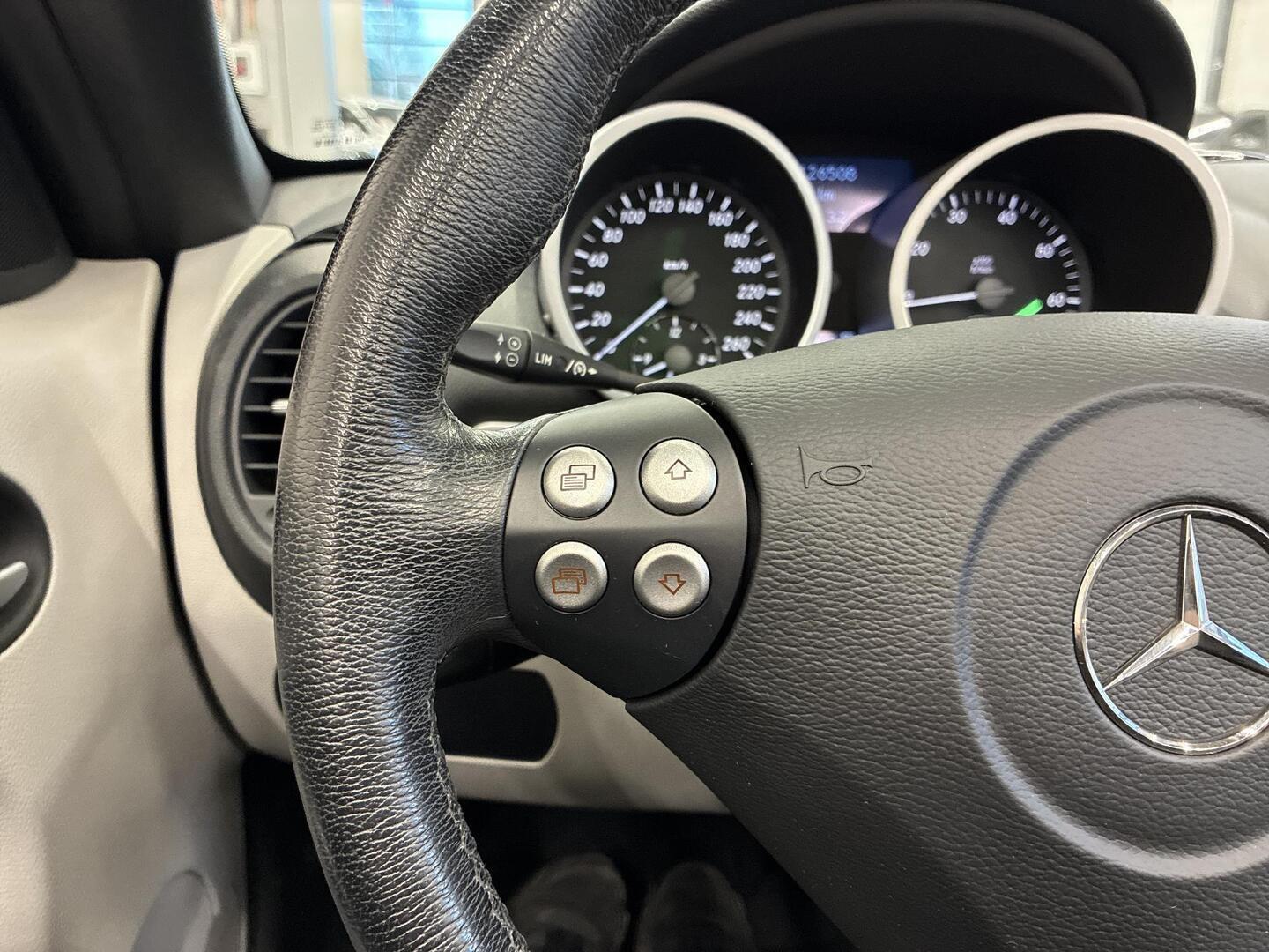 MERCEDES-BENZ SLK 2008