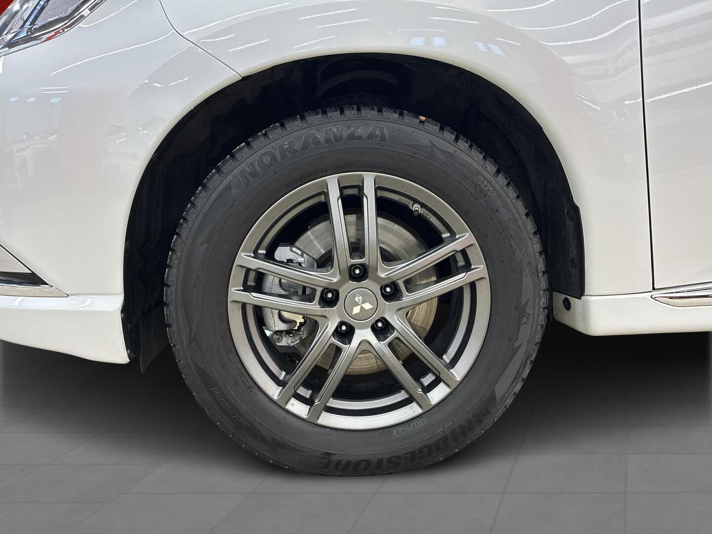 MITSUBISHI Outlander PHEV 2019