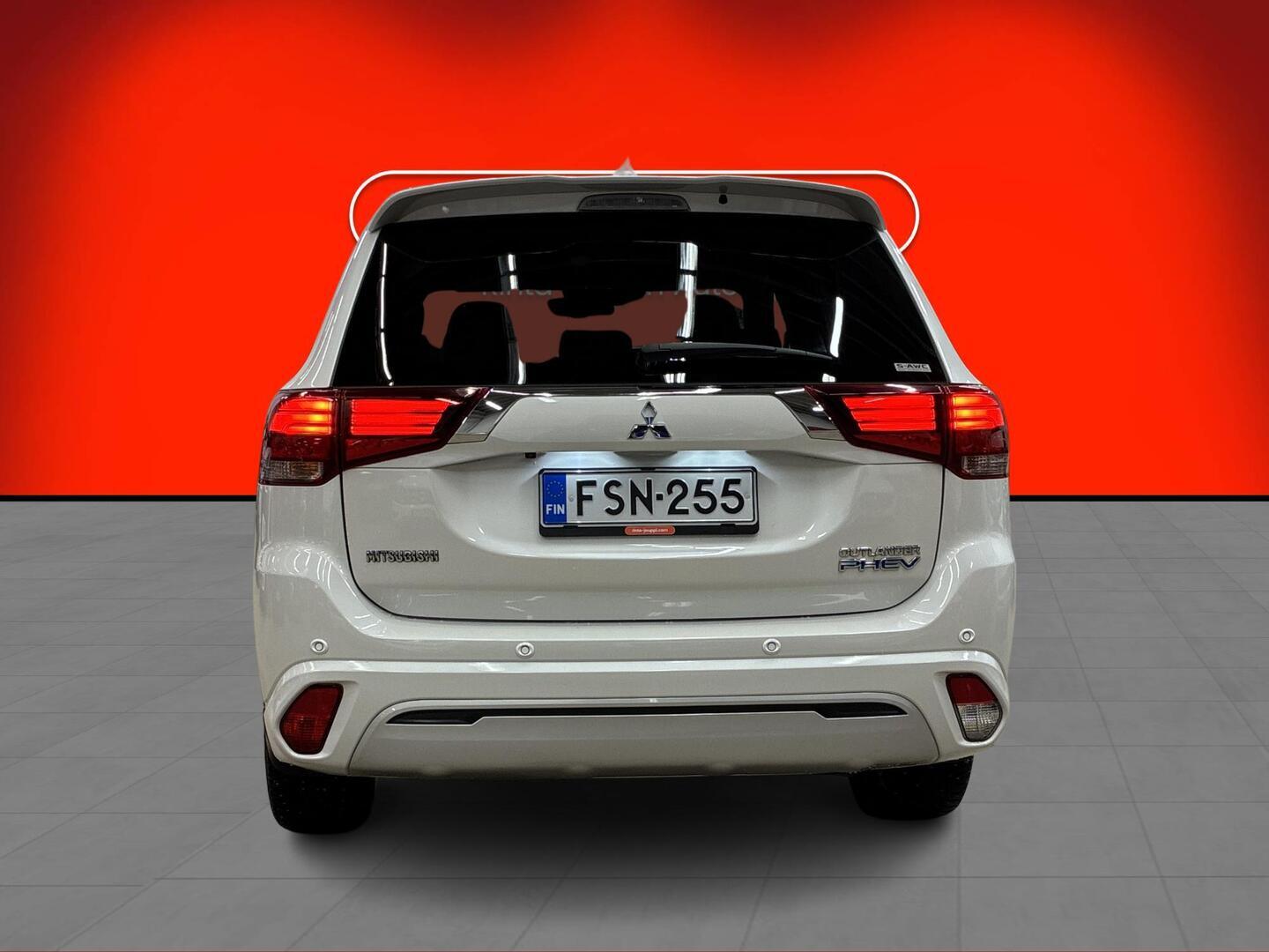 MITSUBISHI Outlander PHEV 2019