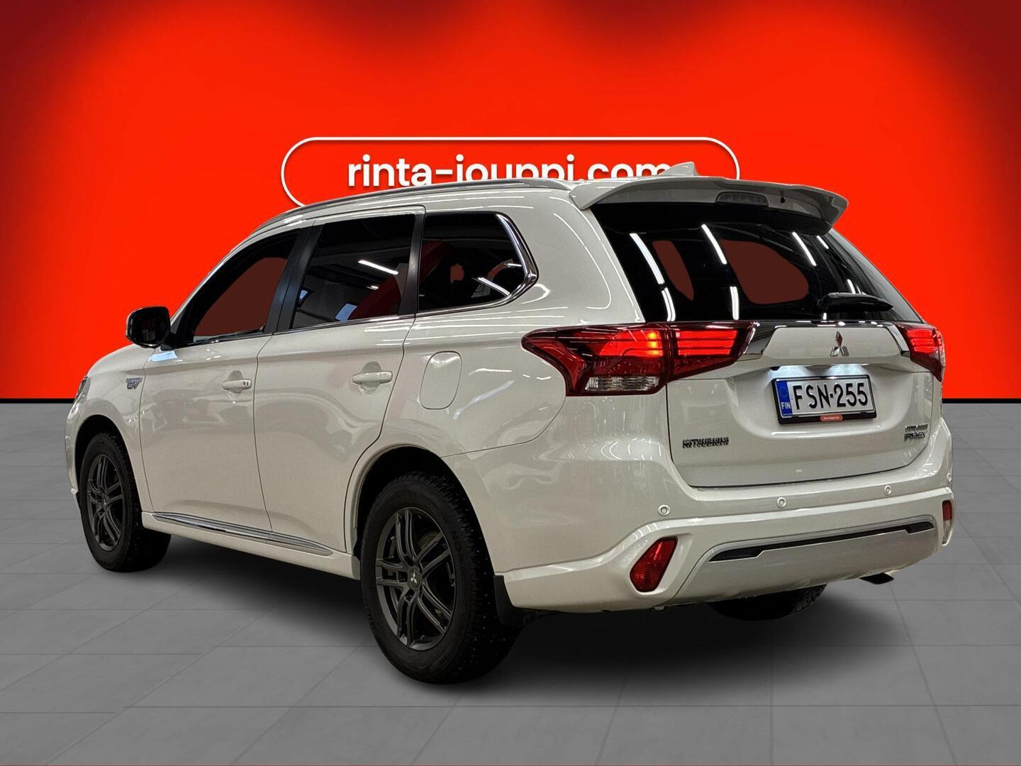 MITSUBISHI Outlander PHEV 2019