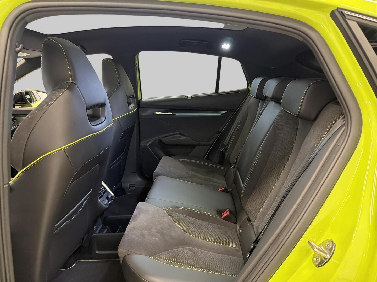 SKODA ENYAQ 2023