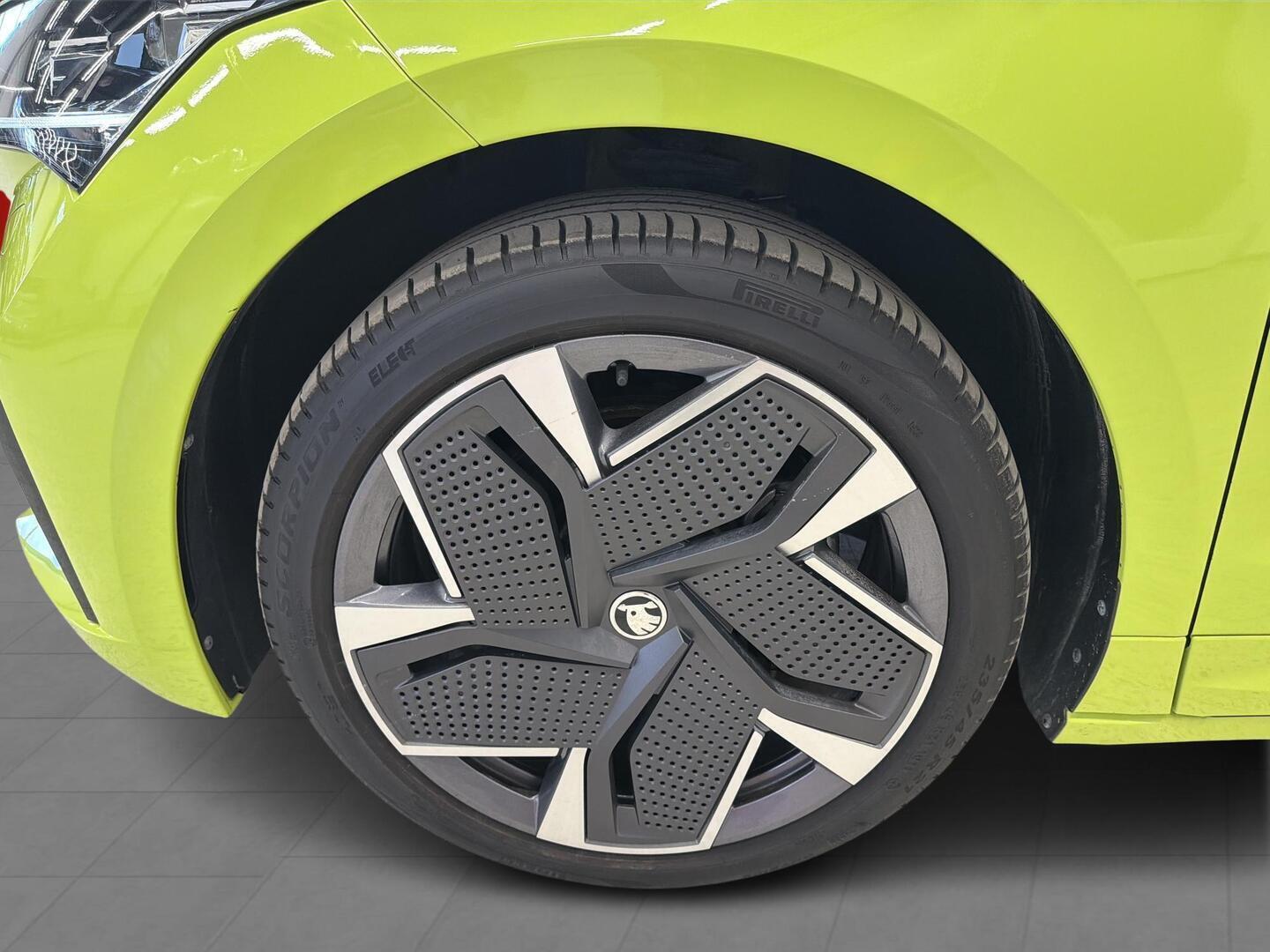 SKODA ENYAQ 2023
