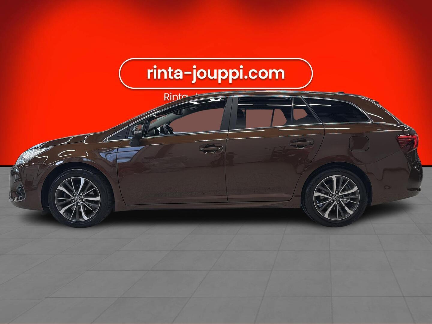 TOYOTA AVENSIS 2017