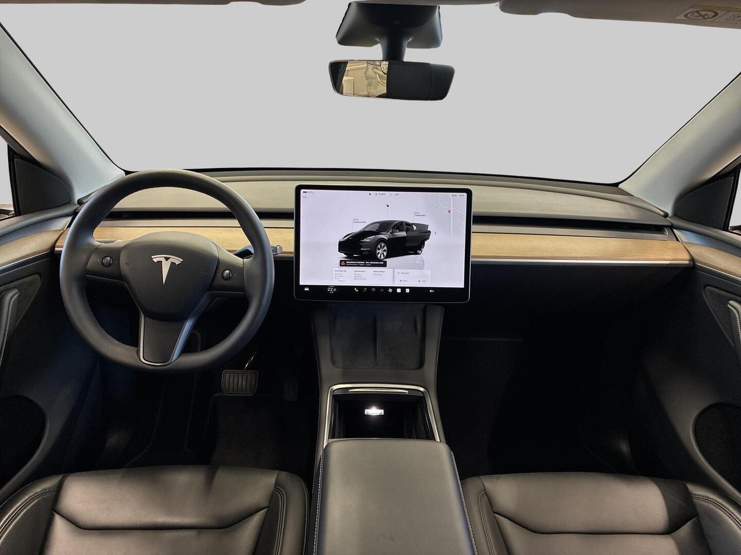 TESLA MODEL Y 2023