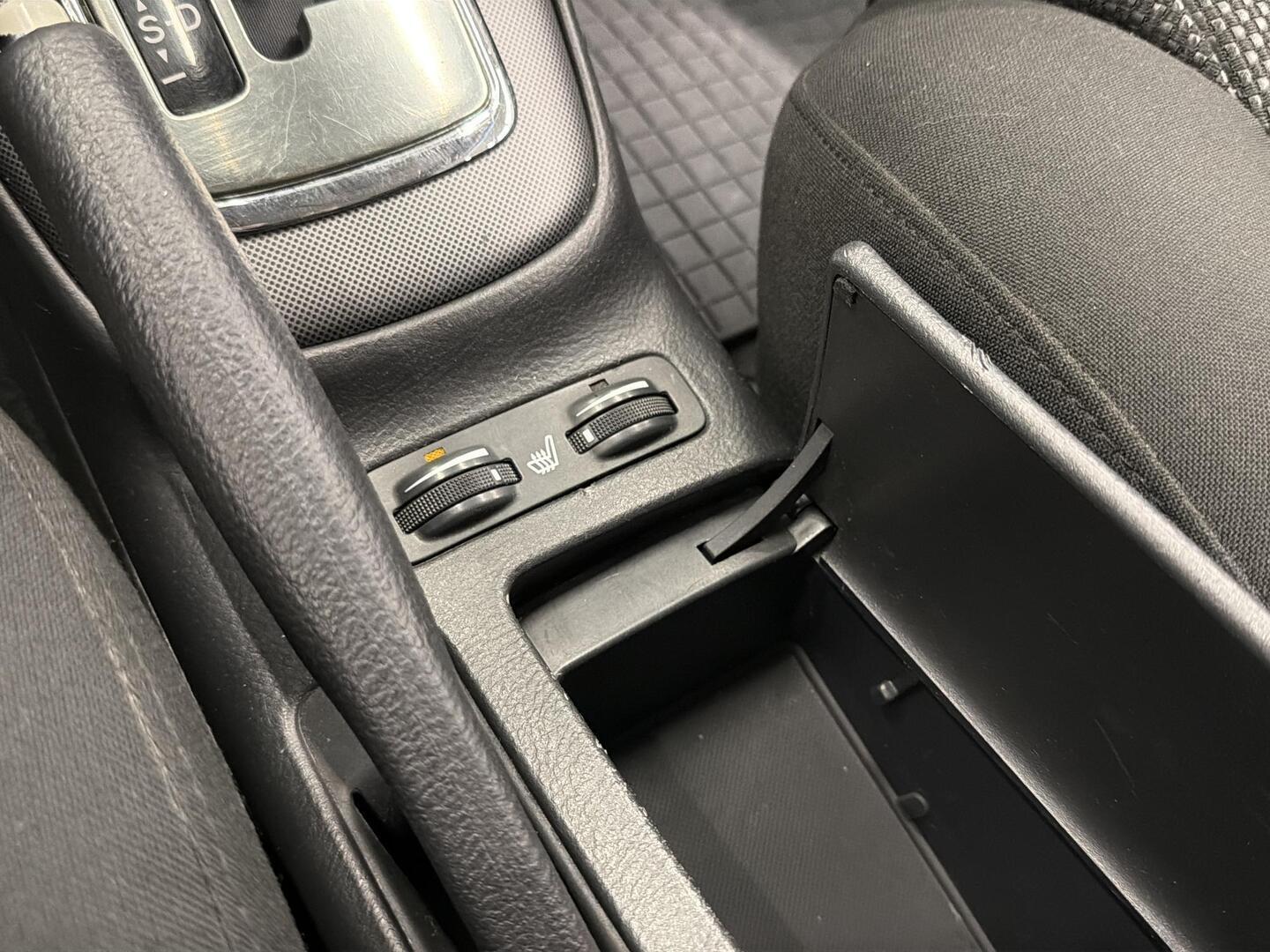TOYOTA Avensis 2005