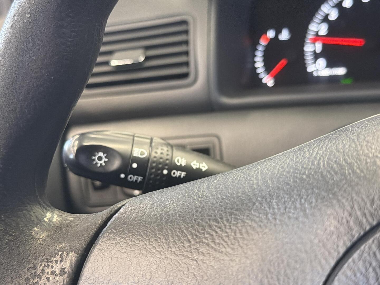 TOYOTA Corolla 2005