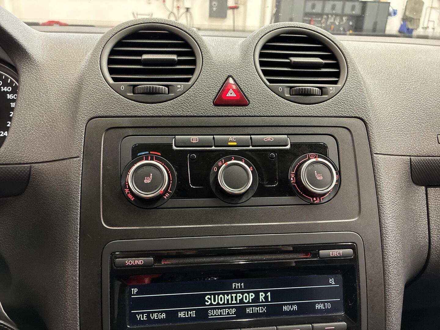 VOLKSWAGEN Caddy Maxi 2011