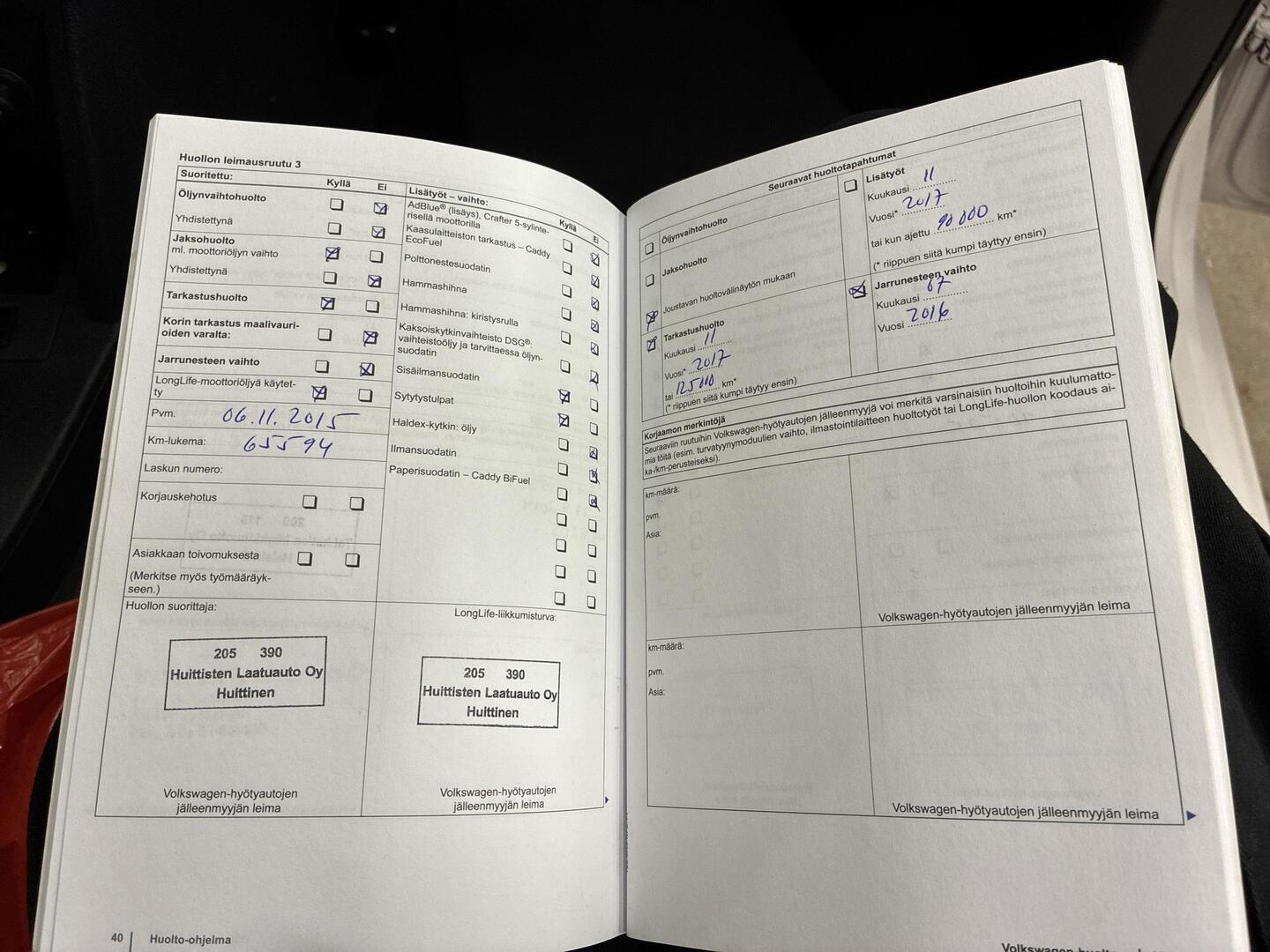 VOLKSWAGEN Caddy Maxi 2011