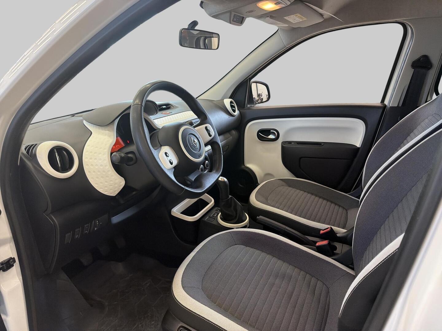 RENAULT Twingo 2015