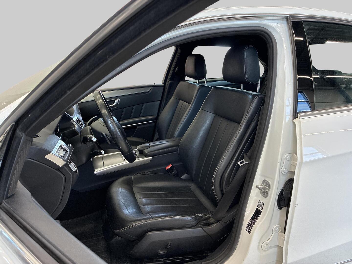 MERCEDES-BENZ E 2016