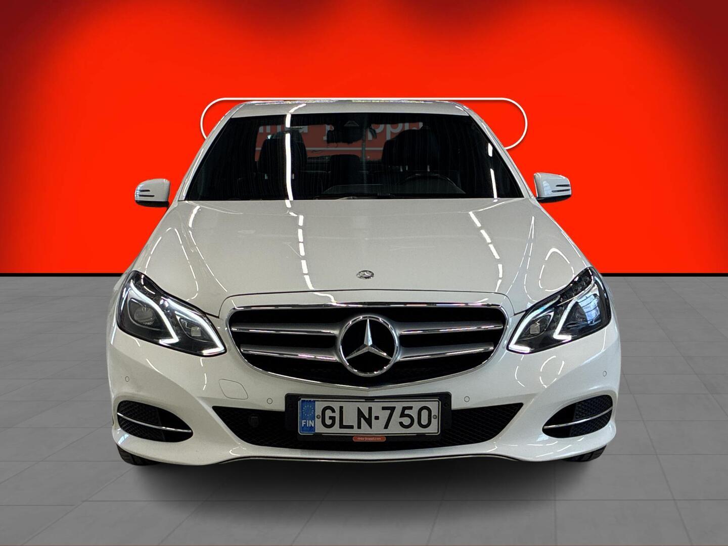 MERCEDES-BENZ E 2016