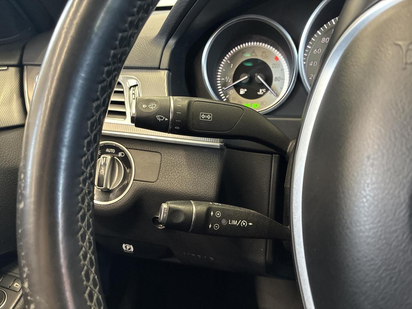 MERCEDES-BENZ E 2016