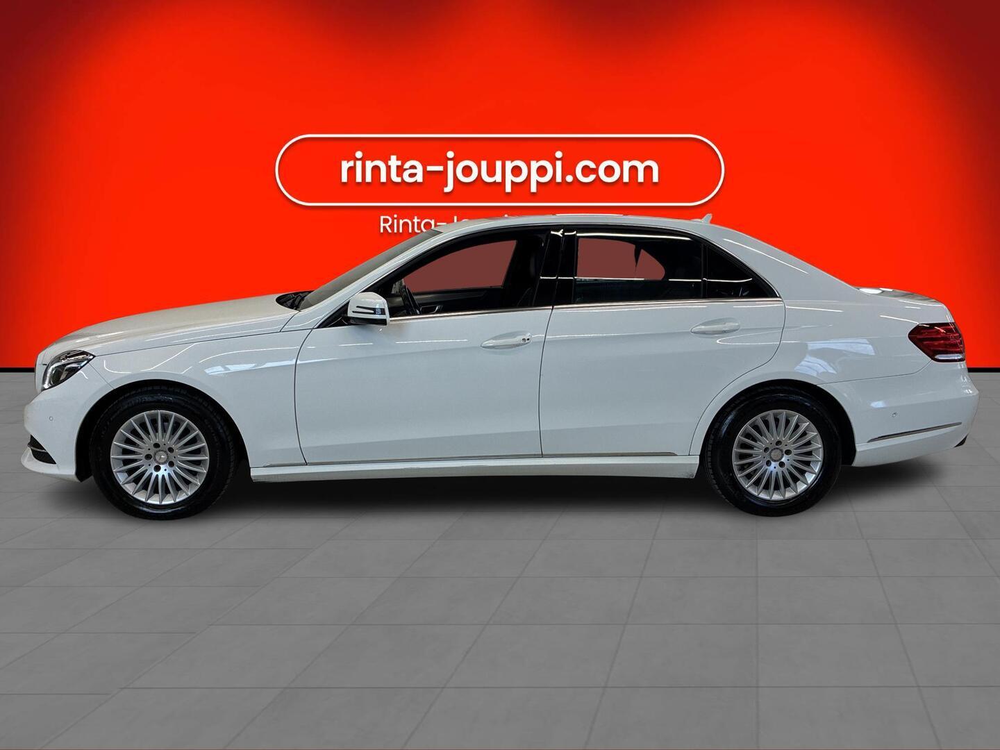MERCEDES-BENZ E 2016
