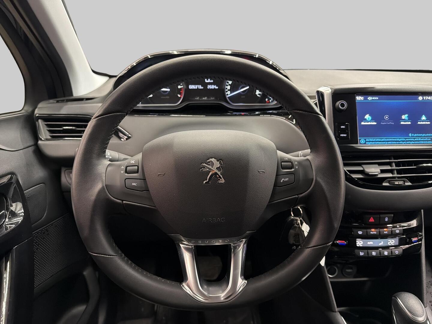PEUGEOT 208 2018