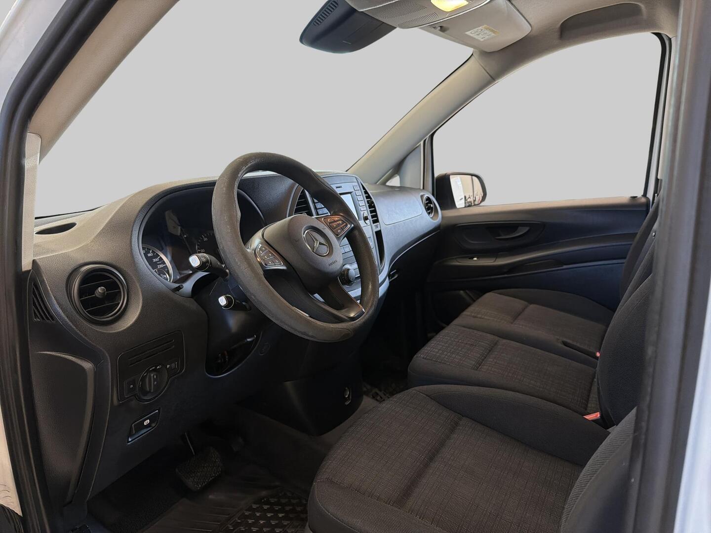 MERCEDES-BENZ Vito 2016