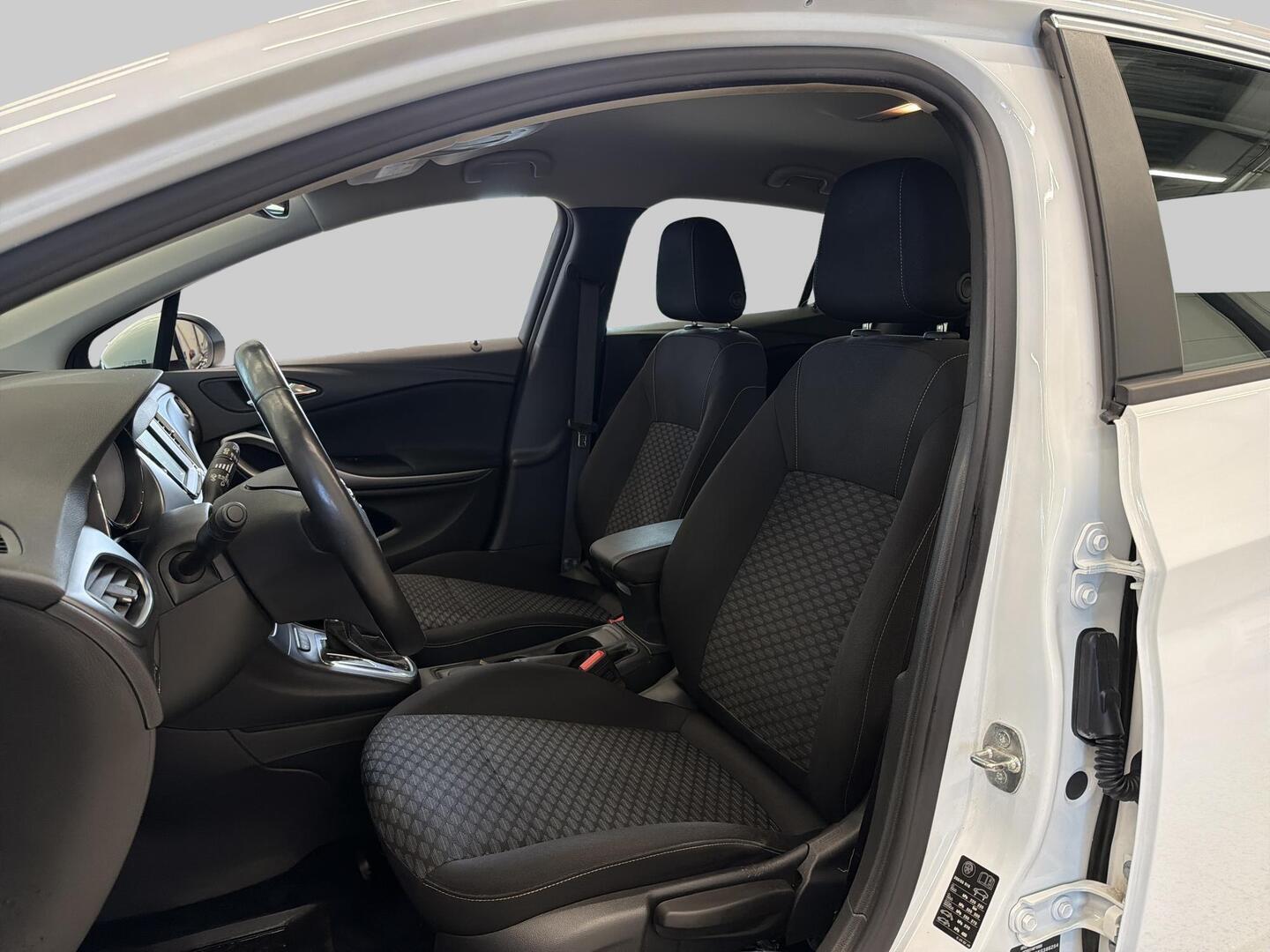 OPEL Astra 2019